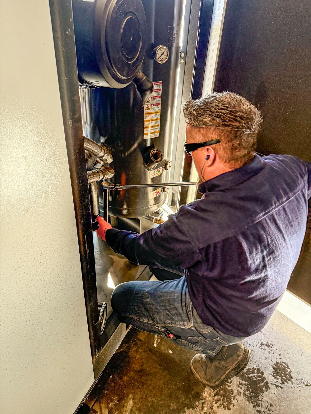 Compressor service and repair technician